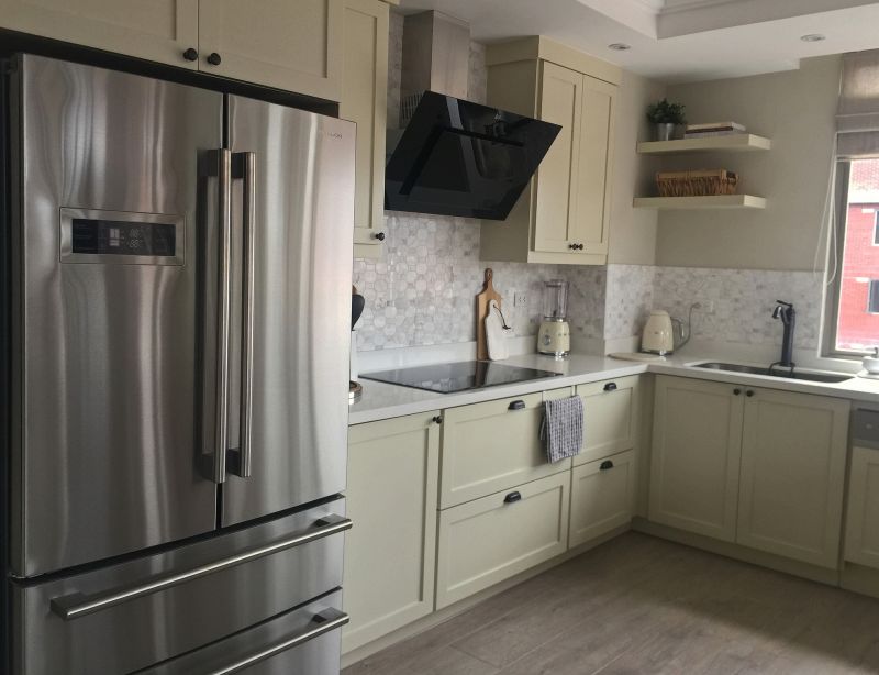 Cabinet Pulls Installation